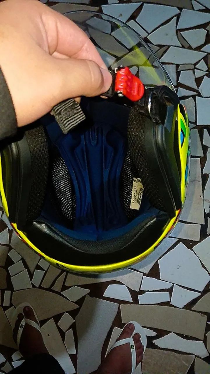 Capacete Moto - Amarelo - Novo