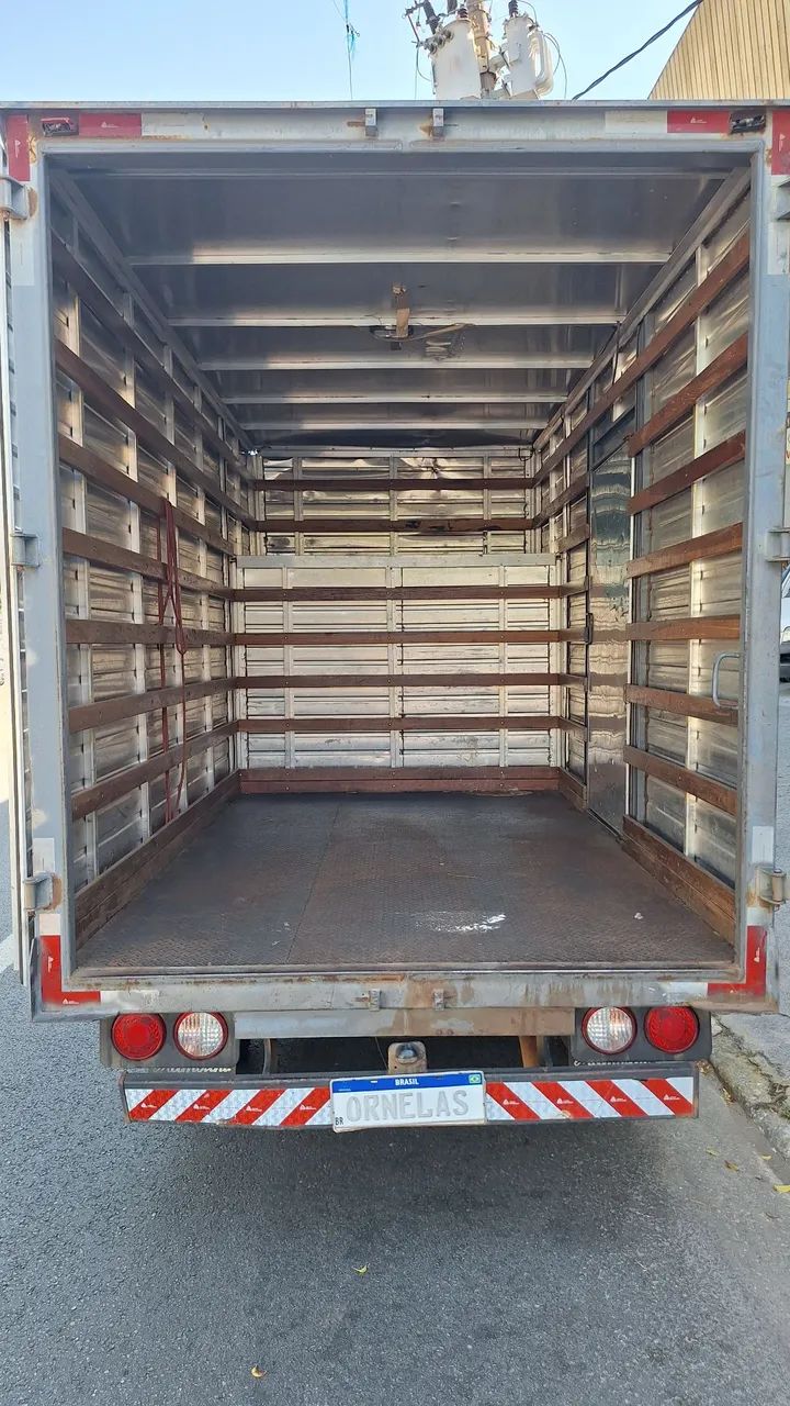 Kia Motors Bongo K-2500 2.5 4X2 TB Diesel 2020 - Foto 9