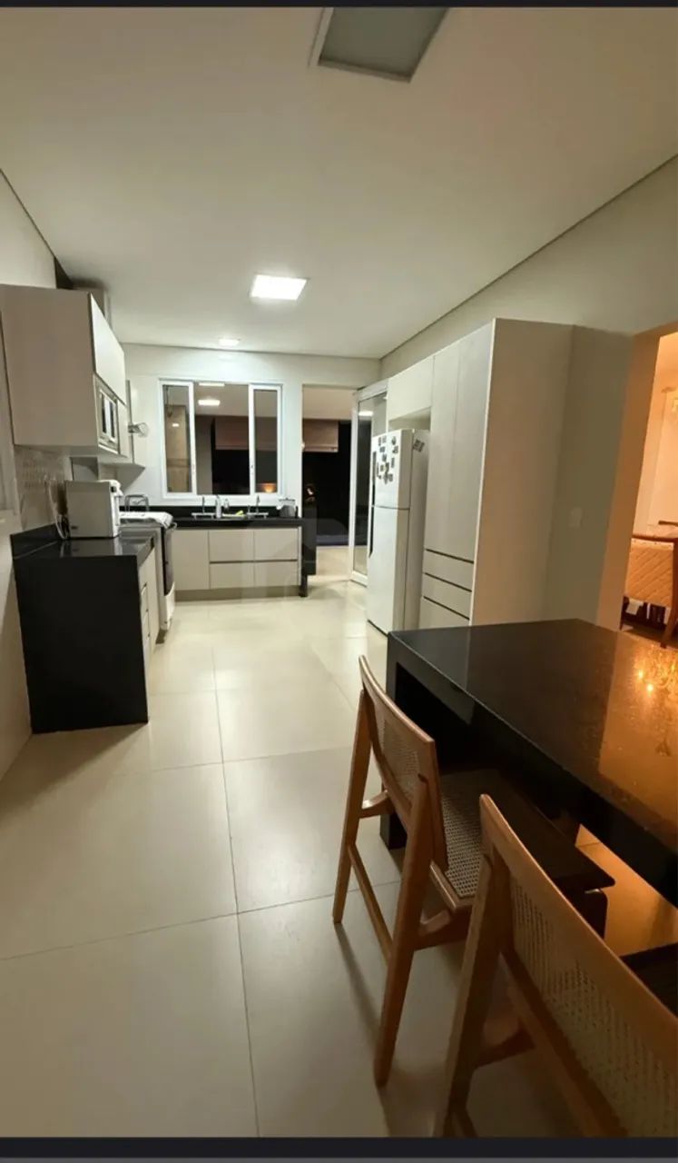 Casa condomínio fechado zona sul 