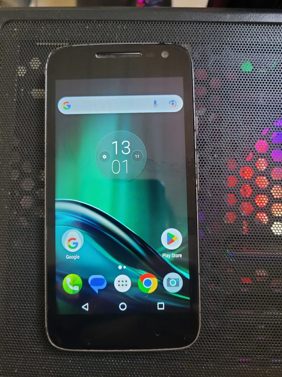 Celular em perfeito estado