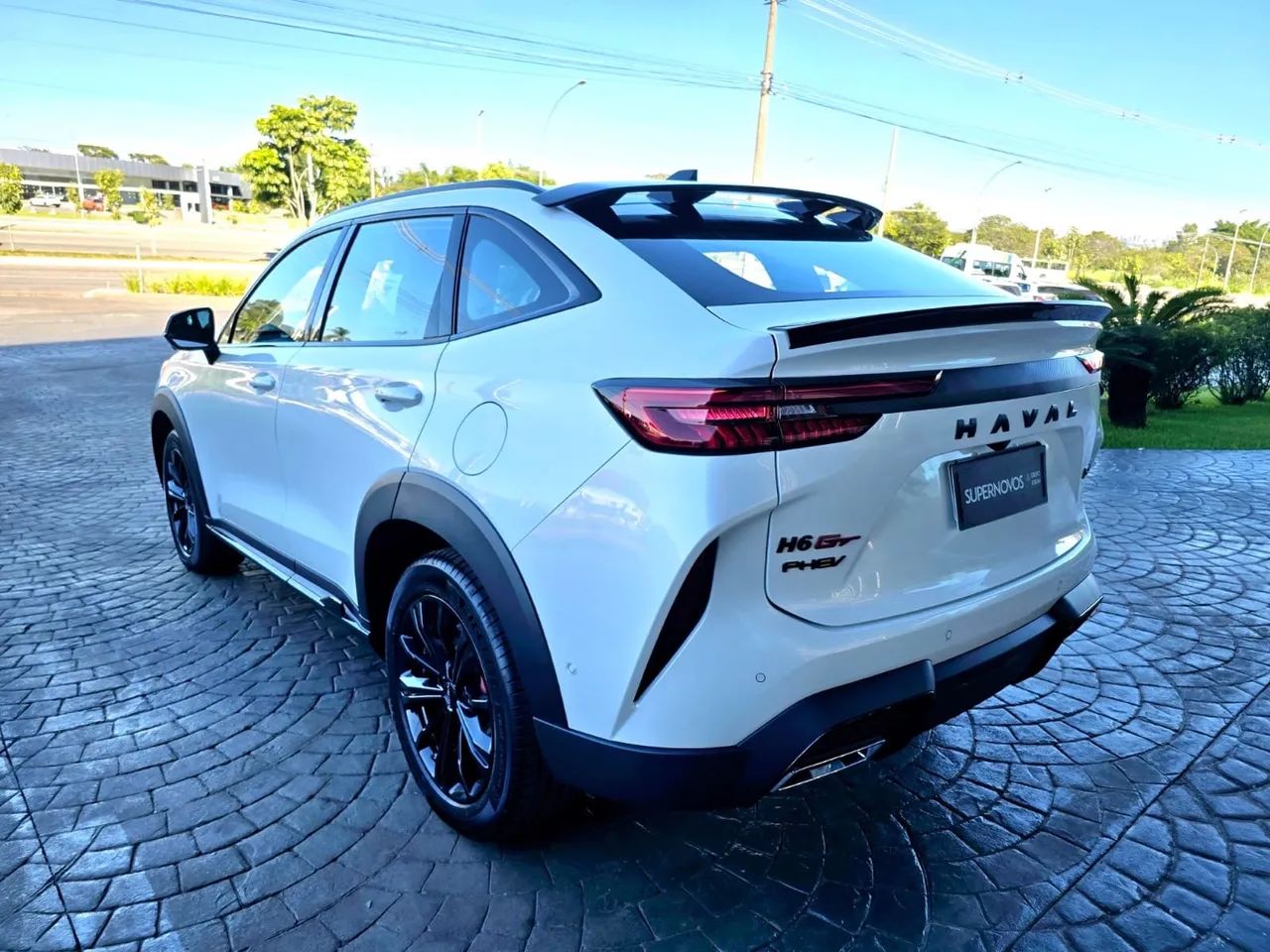 Haval GT Phev Awd  393 Cv   - Foto 4