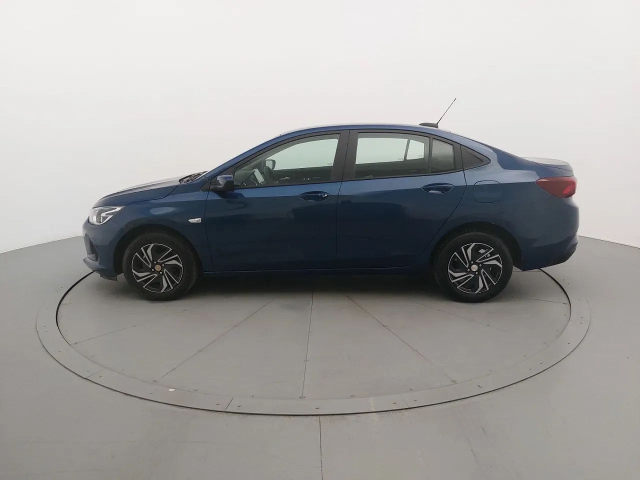 Chevrolet Onix Plus LT 1.0 12V Flex Mec. 4P 2025 - Foto 2