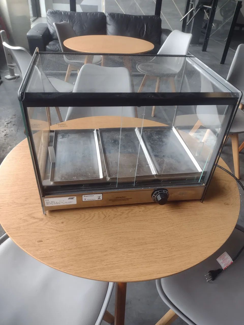 Vendo estufa 3 bandejas 