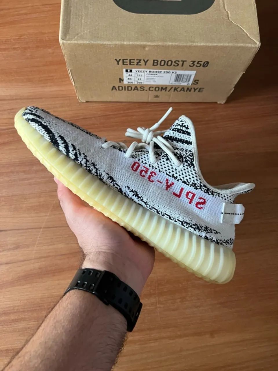 yeezy boost 350 v1 zebra