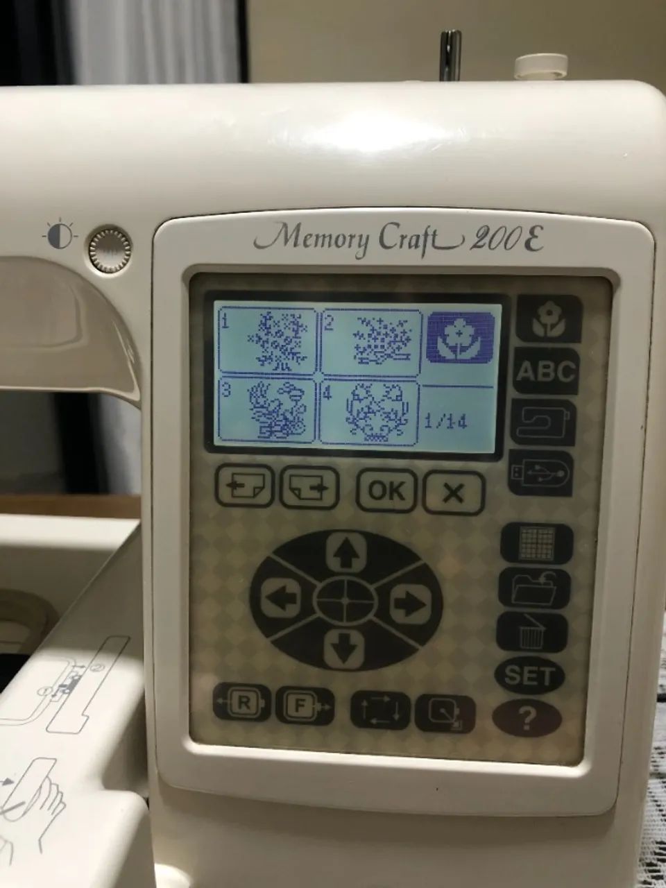 Máquina de Bordar Janome Craft 200E - Foto 2