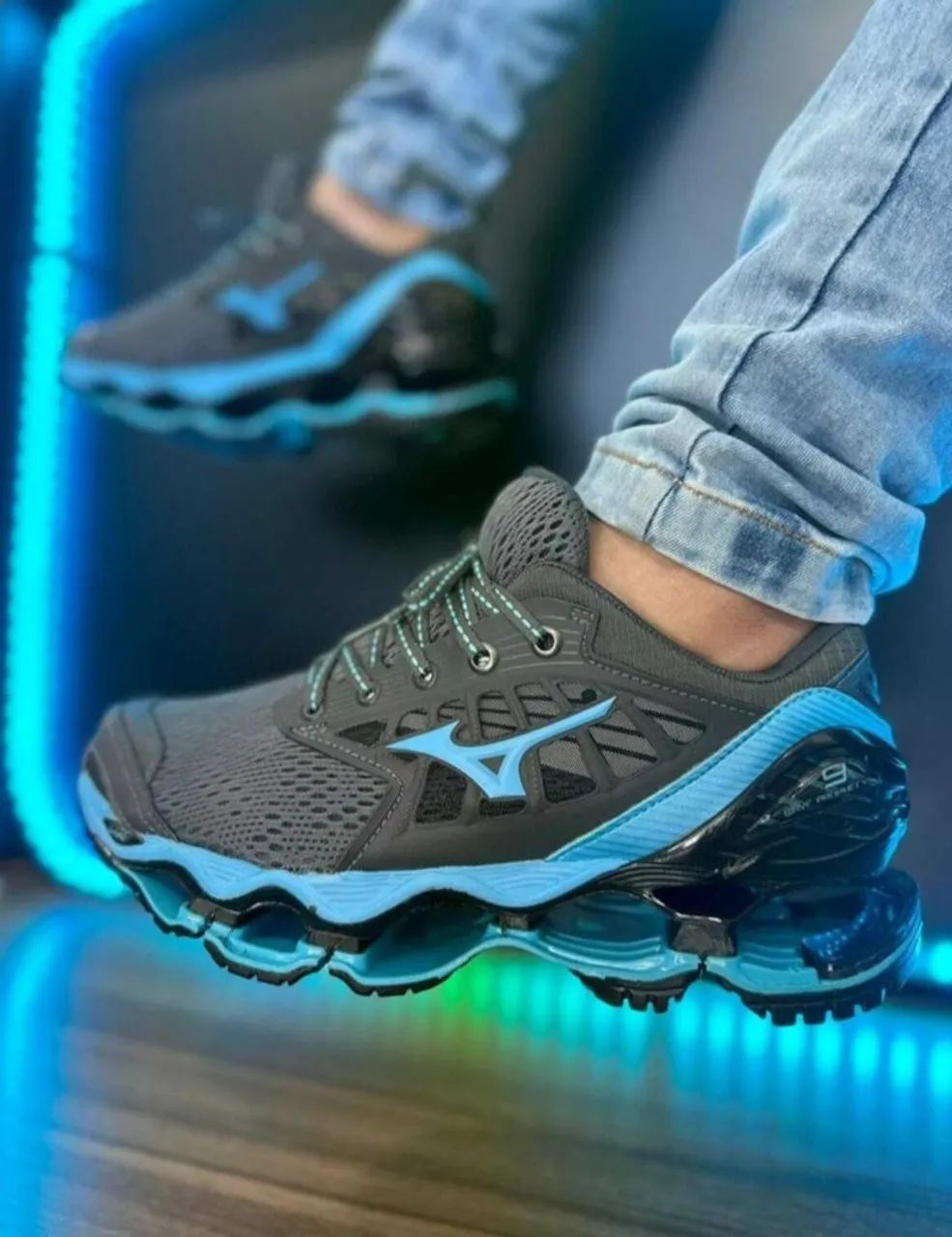 なお5p Tênis Mizuno prophcy 9 preto - Calçados - Parque das Amendoeiras