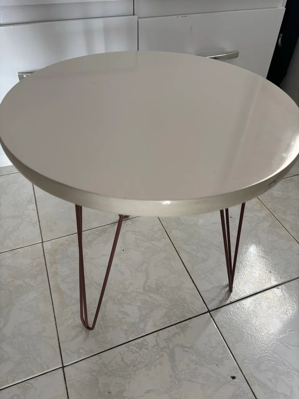 Corner Table64842836169731120
