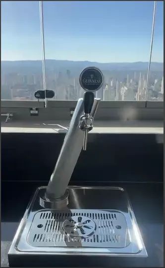 Chopeira Torre Tubular Com Torneiras Completa - Foto 2