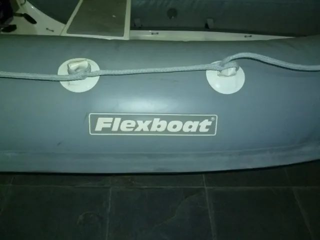 Bote Inflável Flexboat SR 9.5 - Excelente Estado, Pronto para Uso - Foto 4