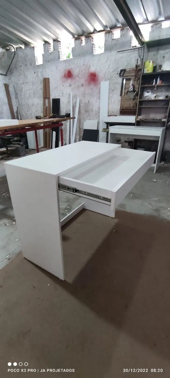 Escrivaninha simples com gavetao - Foto 4