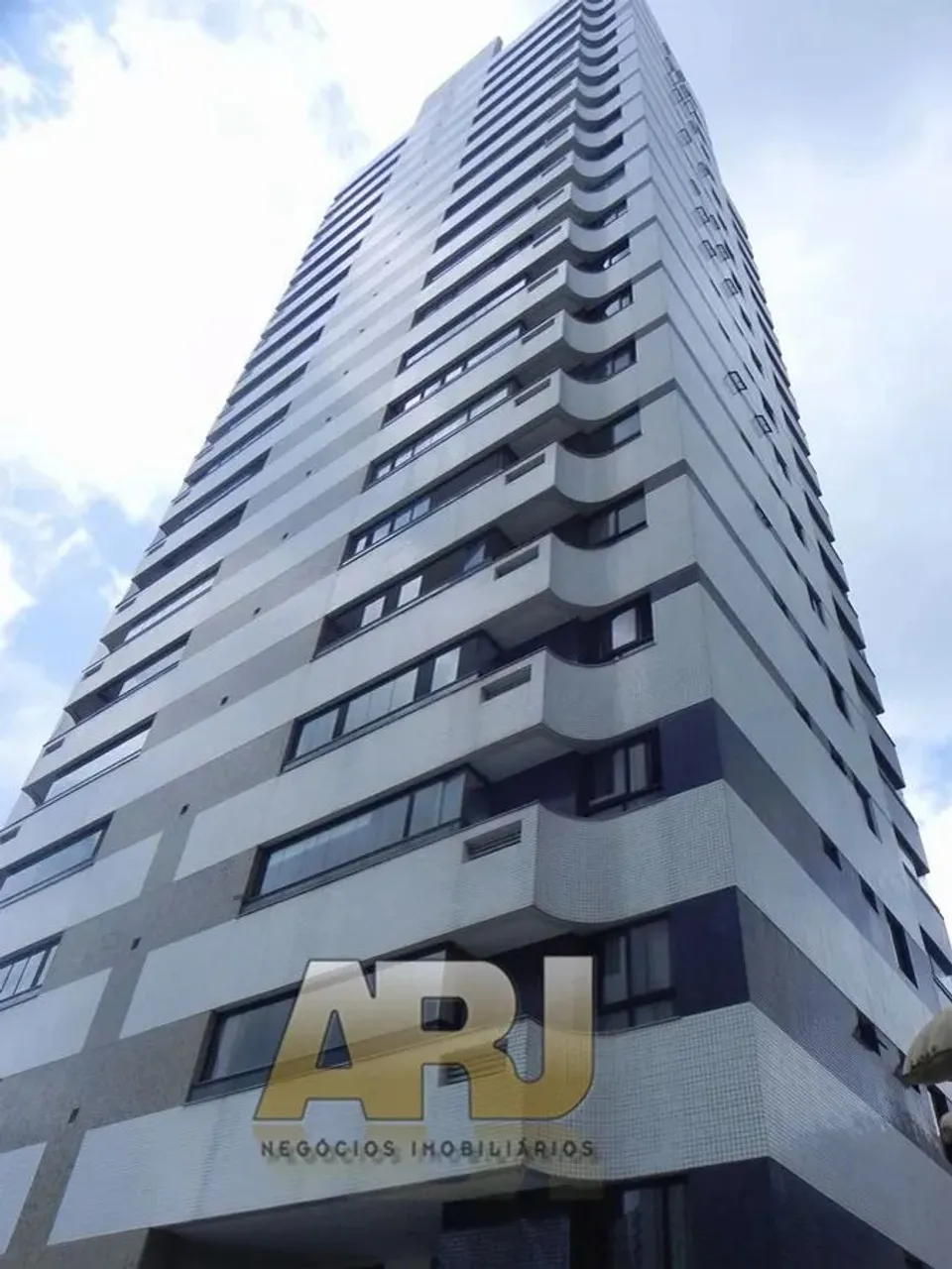 Imóvel para aluguel com 77 metros quadrados com 2 quartos no Canela - Salvador - BA