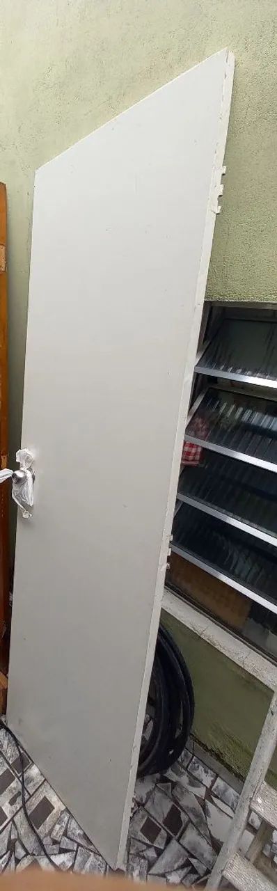 Portas de madeira maciça - Oportunidade! - Foto 2