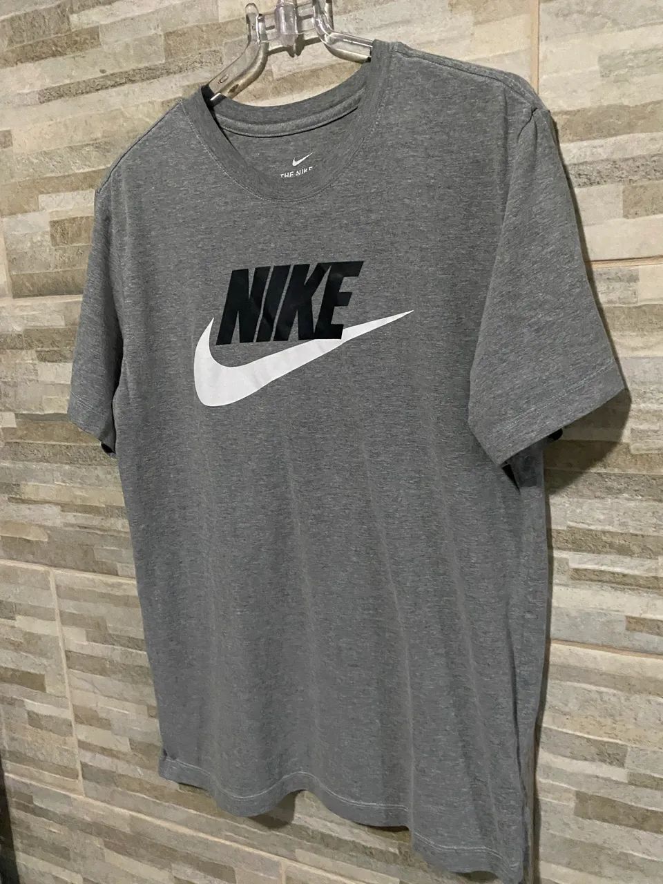 Camisa básica cinza nike m - Foto 5