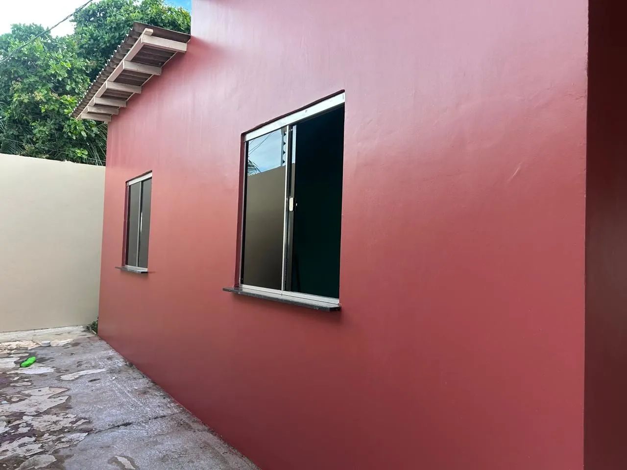 Casa satélite bem localizada.rua faculdade atual da Amazonas 