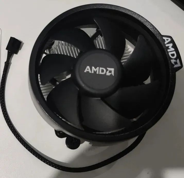 RYZEN 3 3200G PROCESSOR WITH ORIGINAL COOLER FAN IN PERFECT CONDITION!64317757546881121