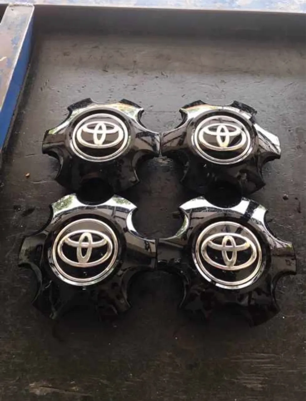 Calotas Toyota Hilux 2021 até 2025 original