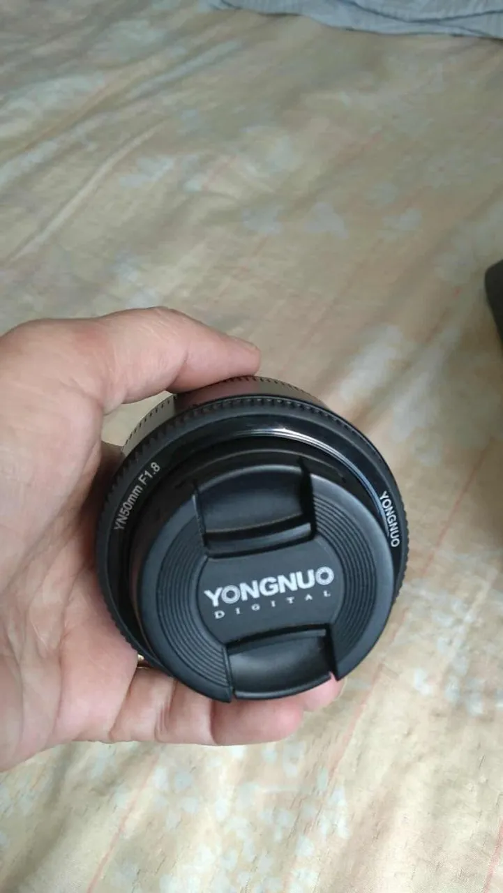 Lente Yongnuo 50mm F1.8 para Câmeras DSLR