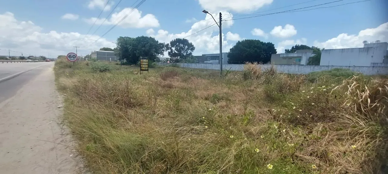 ALUGO TERRENOS EM UMA ÓTIMA LOCALIZAÇÃO E FACIL ACESSO.