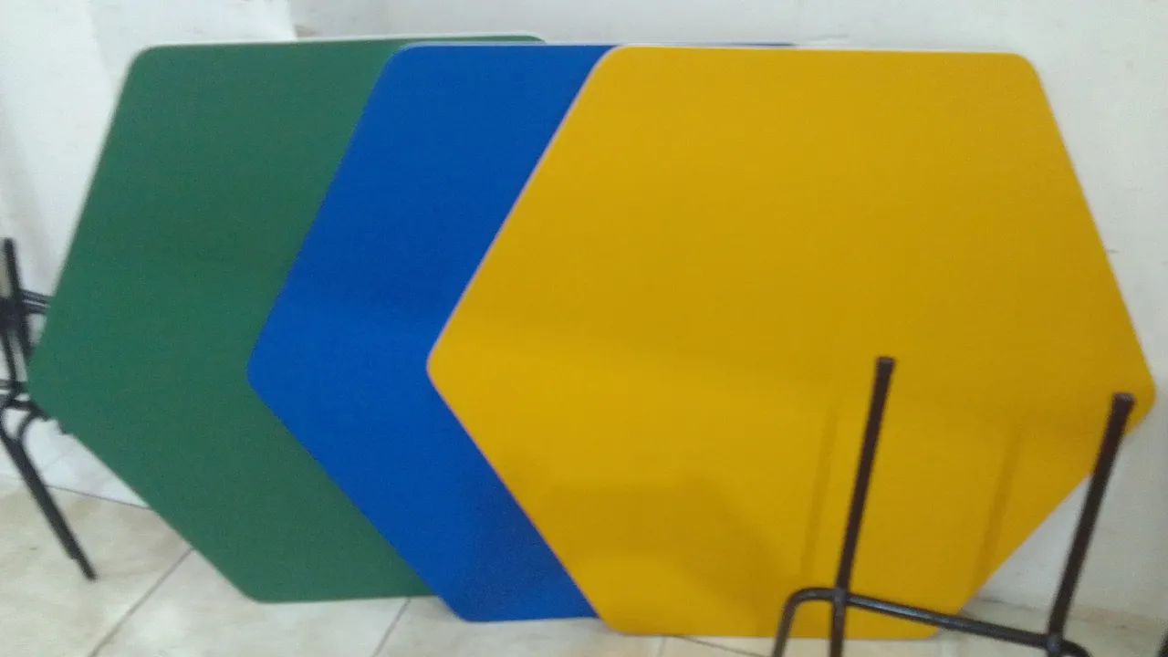 Conjuntos mesas infantil coloridas64962149495170122