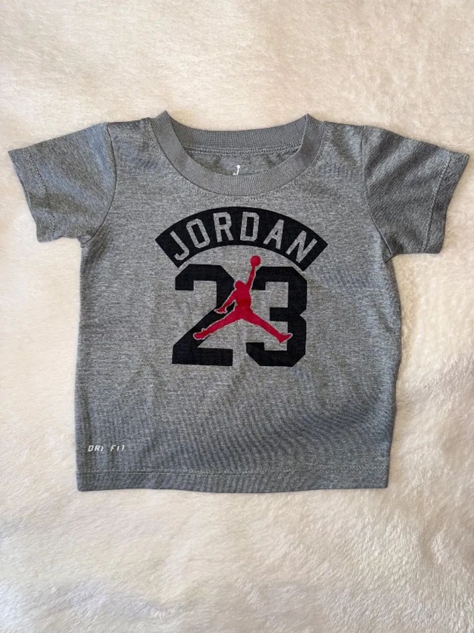 Camiseta Jordan 23