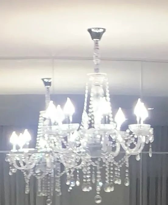 Lustre de Cristal 8 braços  para Sala de Jantar - Elegante e Luxuoso - Foto 6