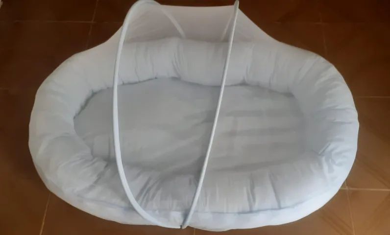 Ninho de bebê grande azul