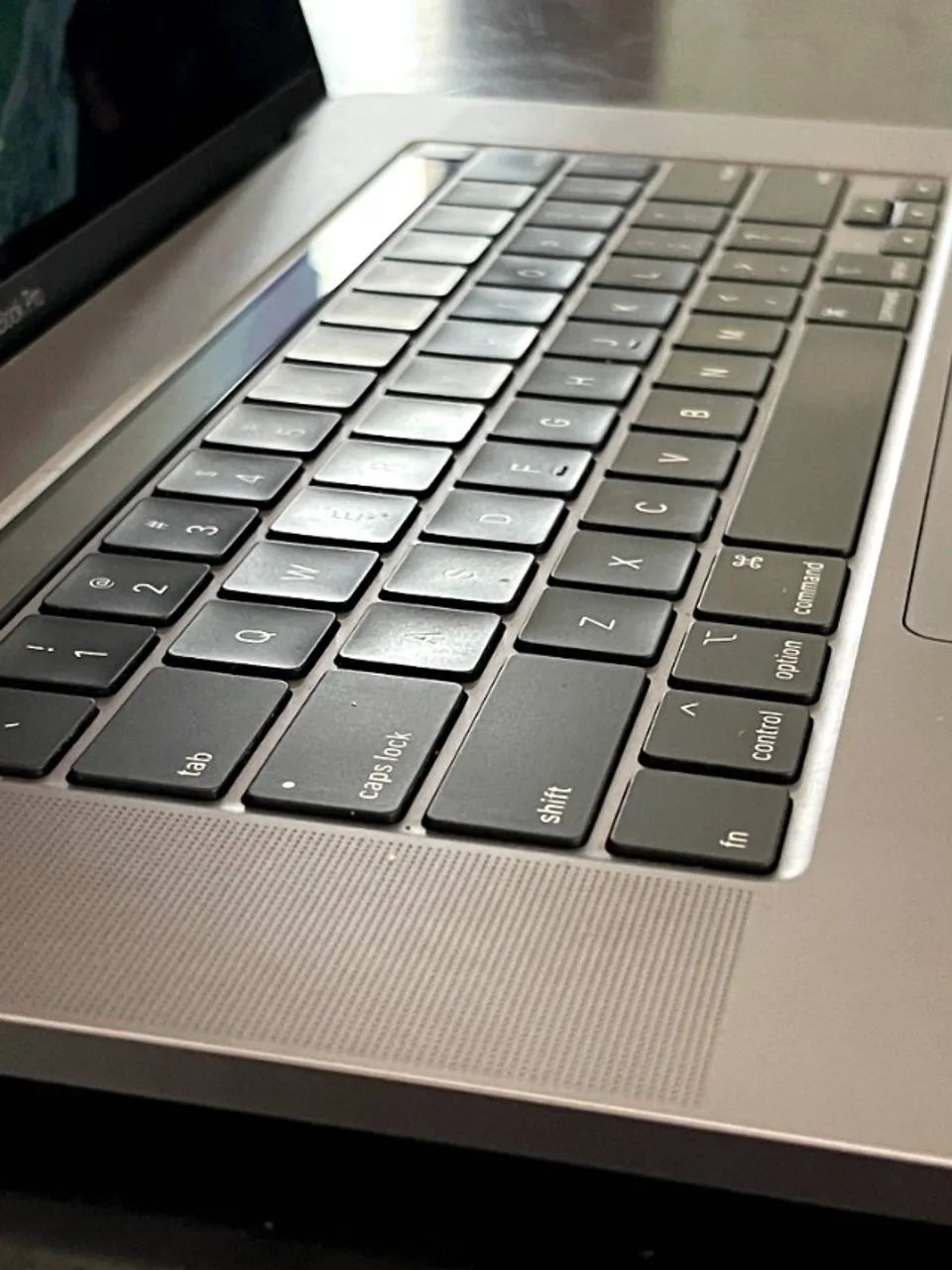 Macbook Pro Retina Display 16 polegadas Cinza Grafite em perfeito estado SSD 500GB - Foto 3