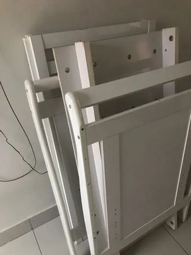 Berço infantil branco