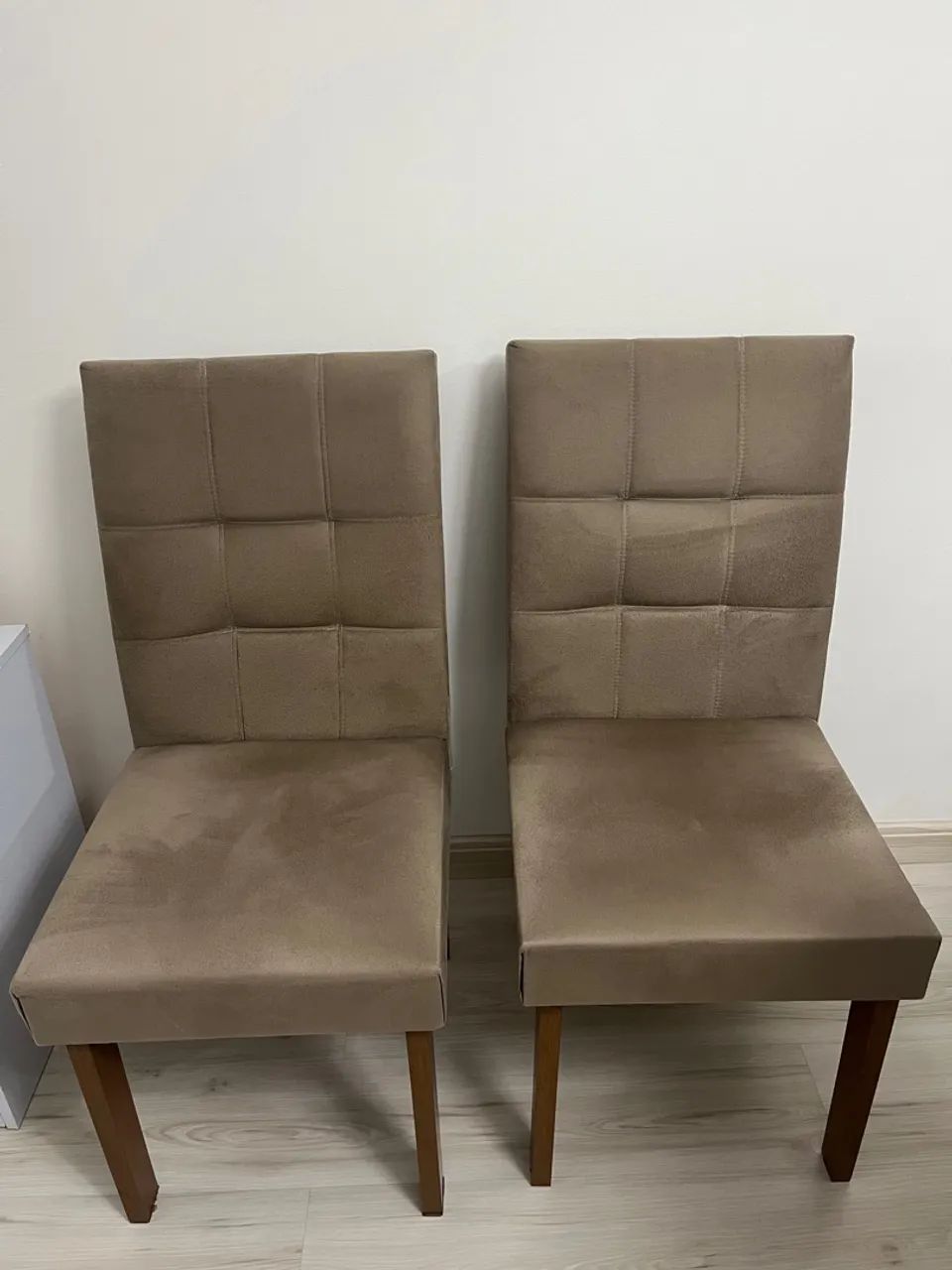 2 Cadeiras de Jantar Estofadas