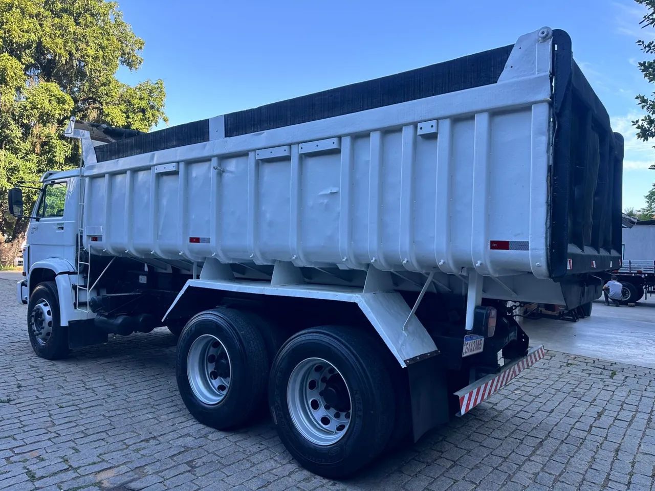 VW 23.210 BASCULANTE TRUCK  - Foto 7