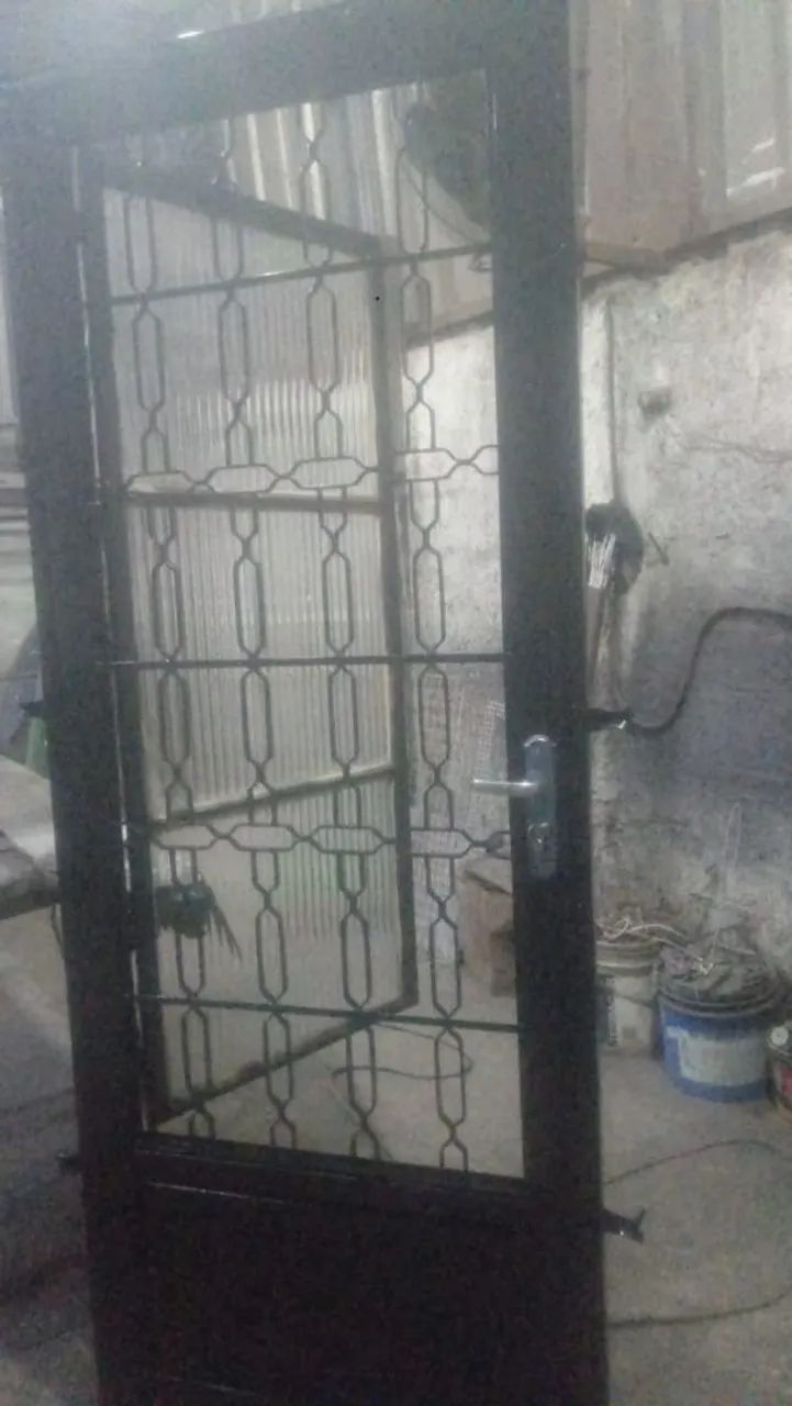 Porta nova vidro abre completa