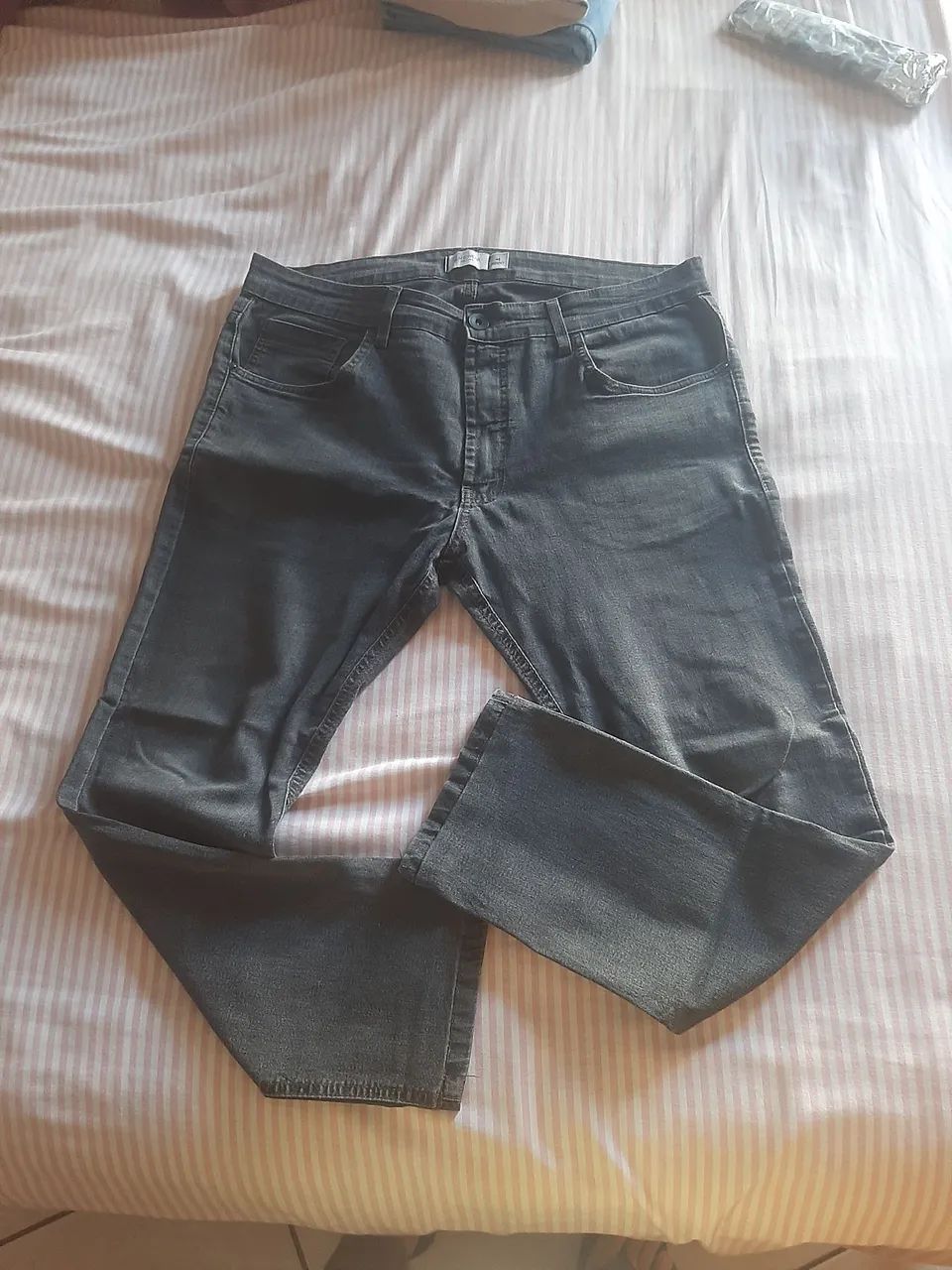 Calça Jeans skinny 46
