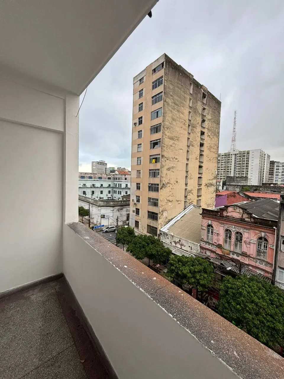 Imóvel para aluguel possui 70 metros quadrados com 3 quartos em Santo Amaro - Recife - PE