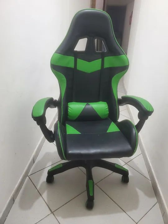 Cadeira em perfeito estado de conservaçao