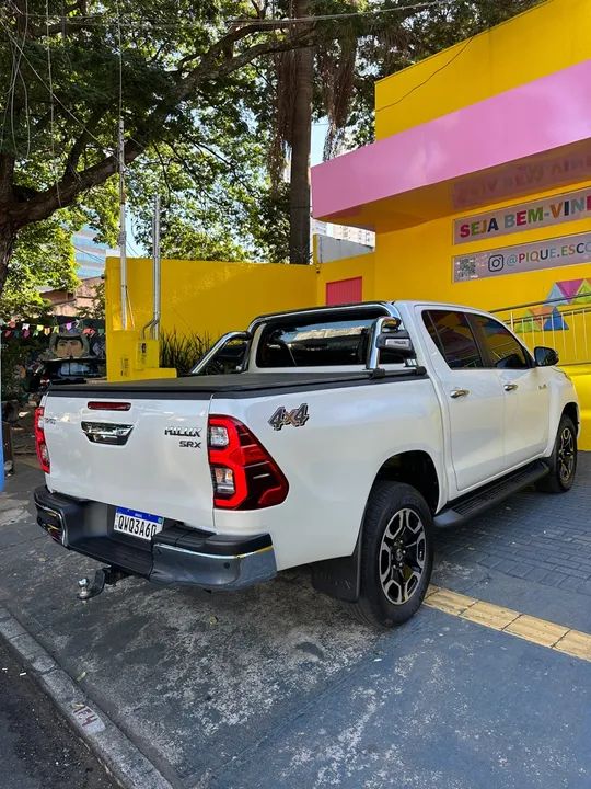 Vendo Hilux SRX 2022  - Foto 2