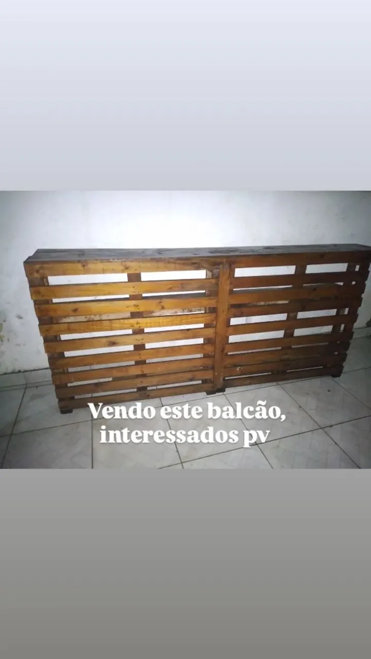 Balcão de madeira !