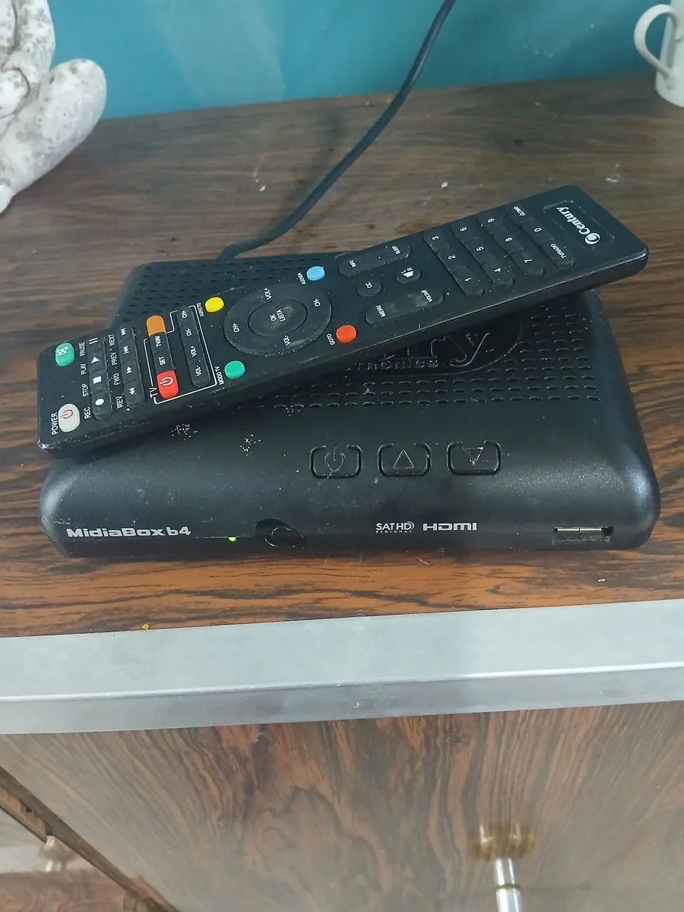 Century B4 Satellite Receiver