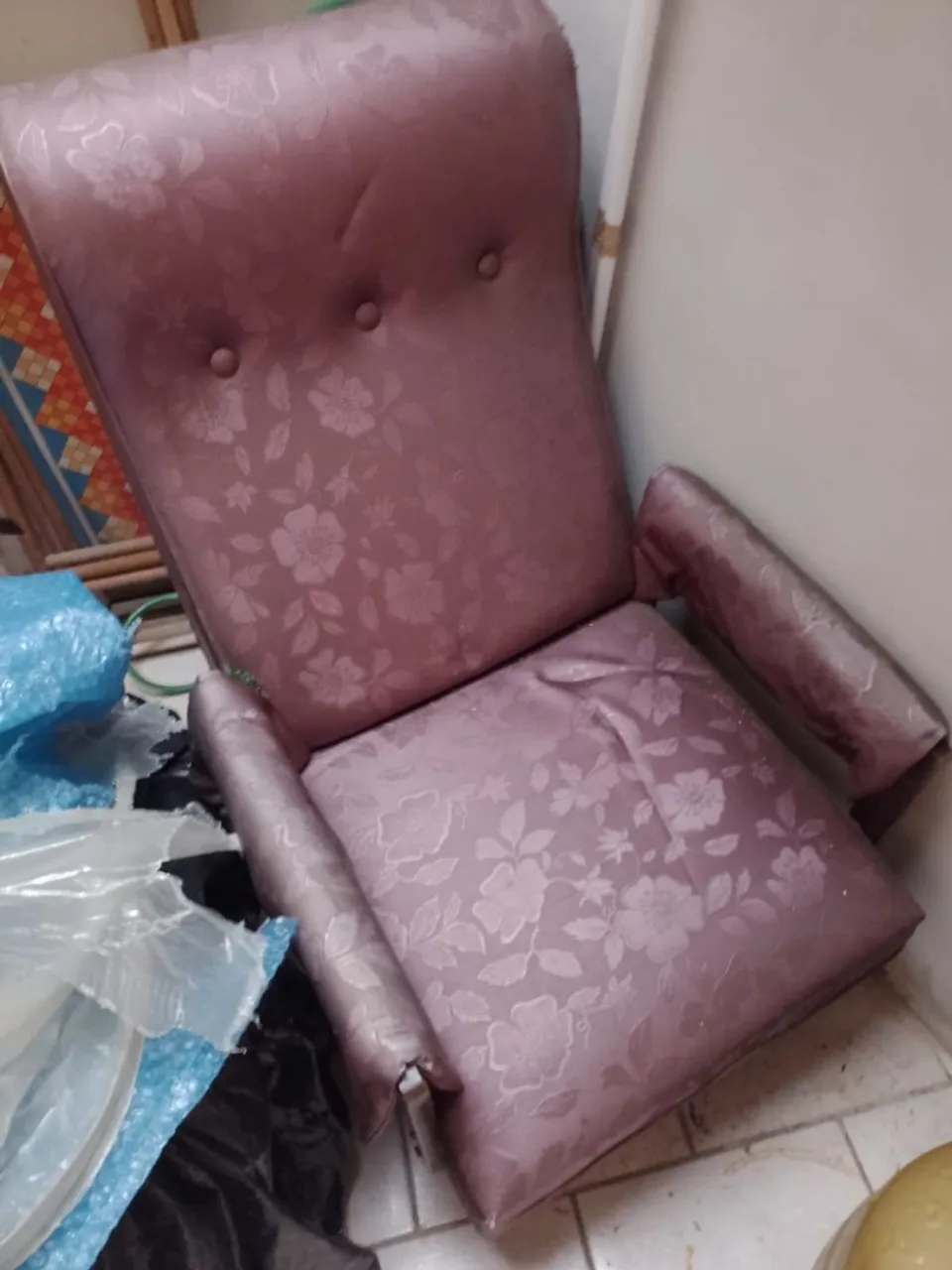 Poltrona Rosa de balanço