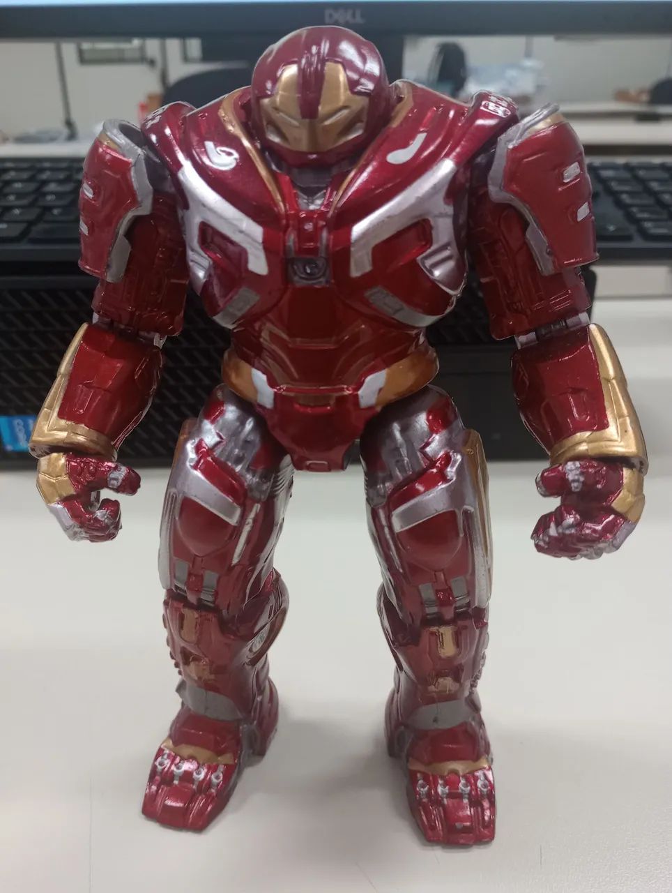 Hulkbuster - Figura de Ação