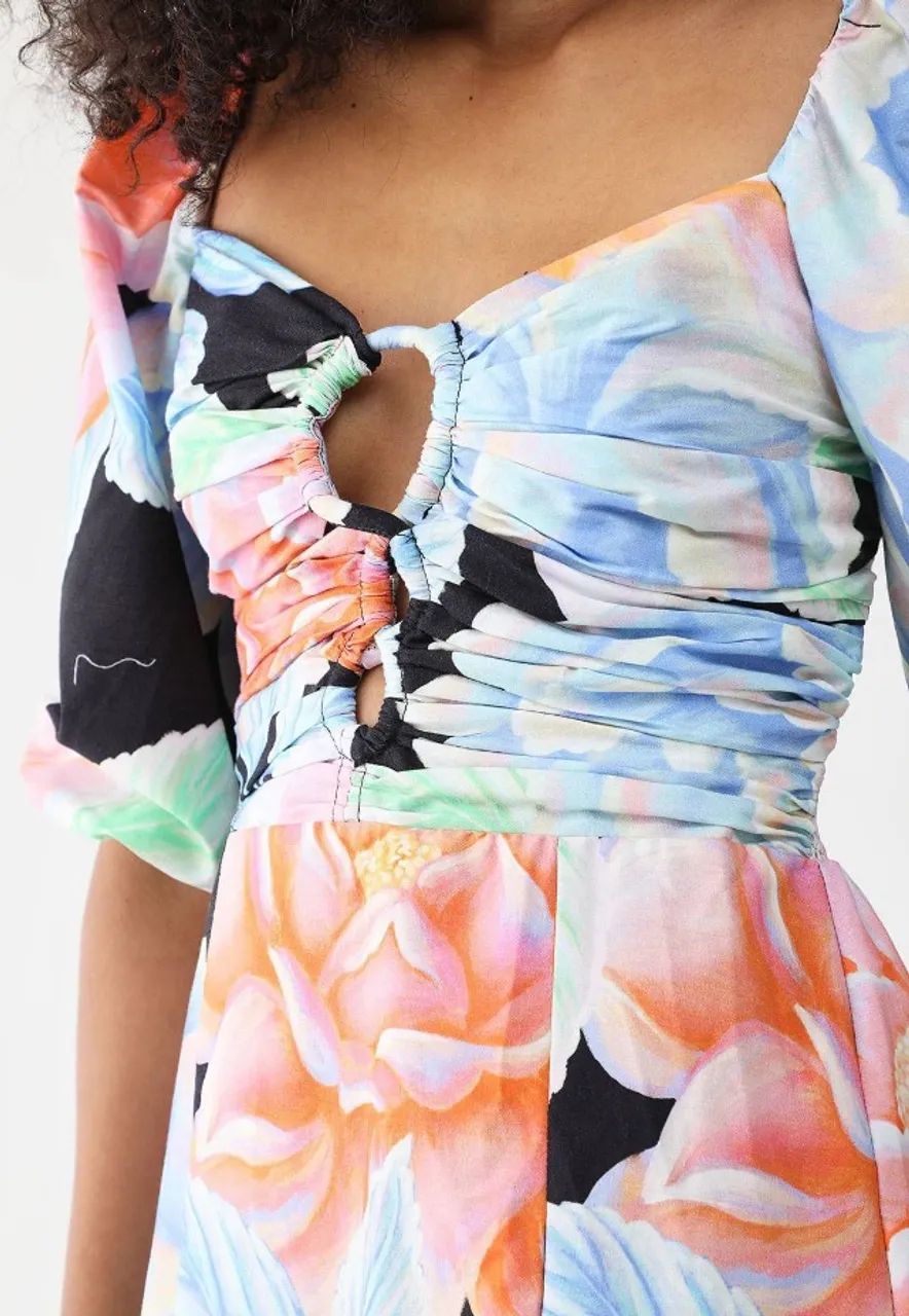 Vestido FARM Curto Floral Sofia Preto - Foto 5