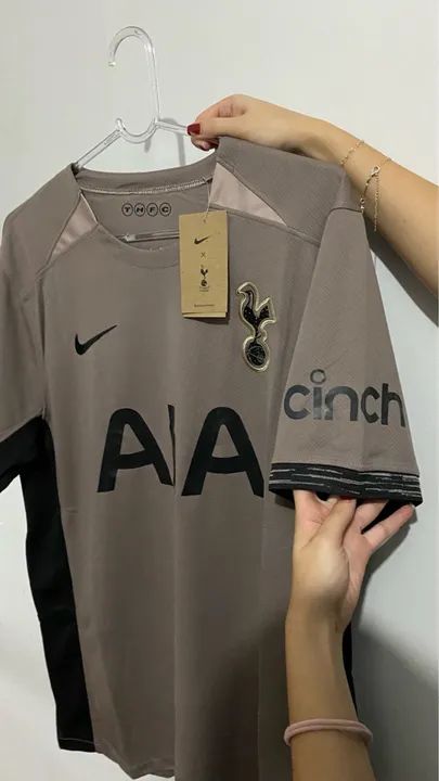 Camiseta Tottenham Hotspur - Tamanho G - Foto 4