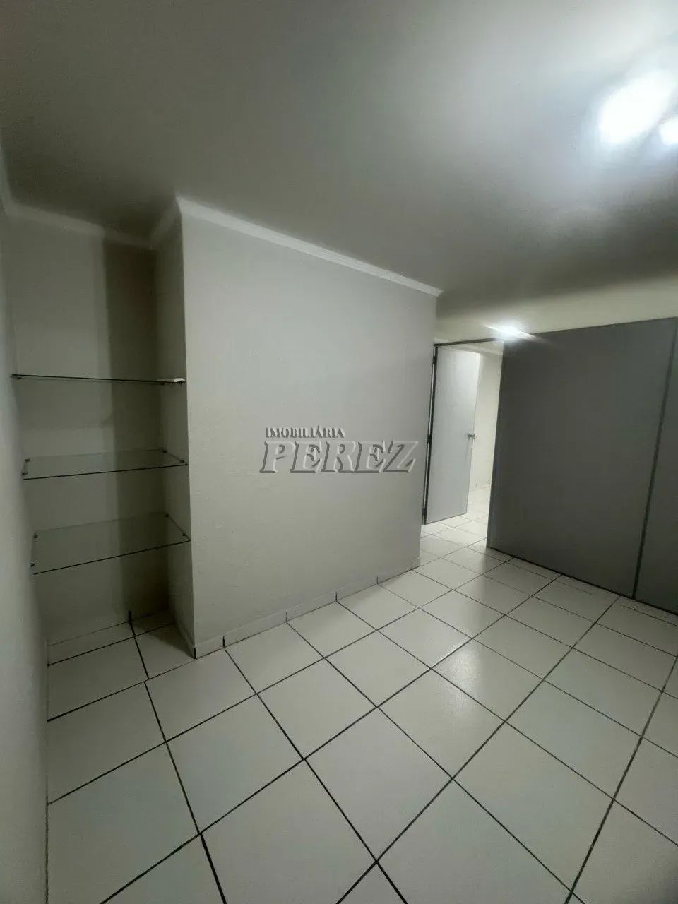 Sala comercial para locação no centro em Londrina, Edifício Oscar Fuganti. - Foto 3