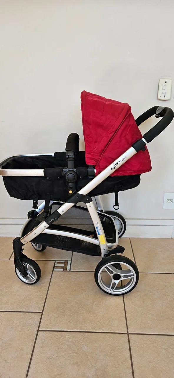 Carrinho de Bebê Epic Lite Infanti + Bebê conforto. - Foto 2