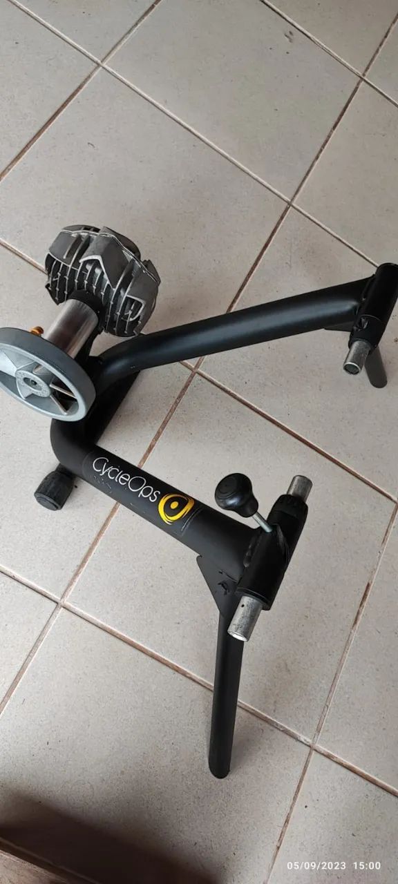 Rolo De Treinamento Cycleops Fluid 2 - Foto 3
