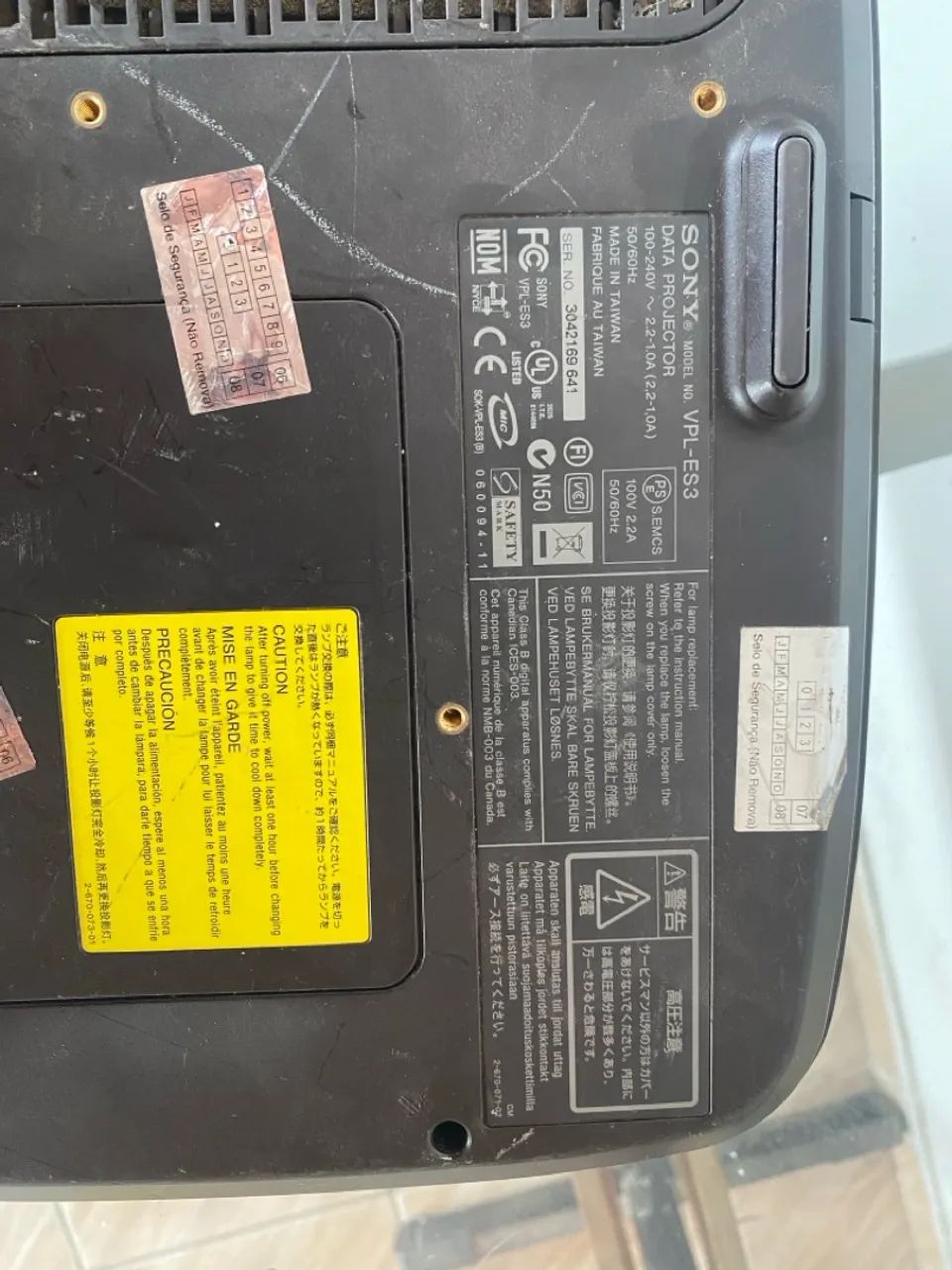 Projetor Sony - para conserto ou retirada de peças  - Foto 3