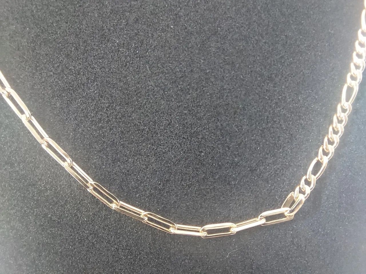 Colar choker banhado a Ouro com elos pequenos e diferentes  - Foto 4