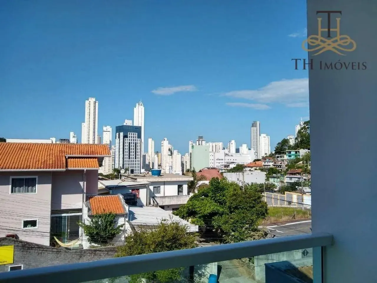Sobrado com 3 dormitórios à venda, 130 m² por R$ 1.250.000,00 - Ariribá - Balneário Cambor