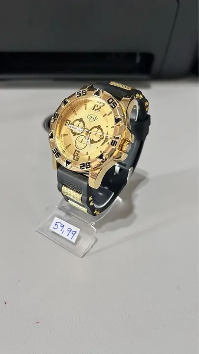 Relógio dourado com pulseira preta - Foto 4