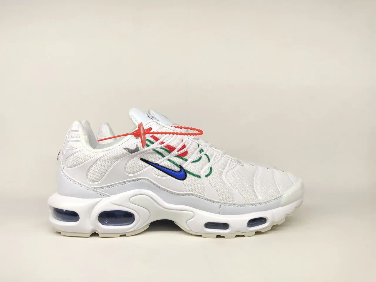 Oferta Limitada Tênis Nike Air Max Plus Branco - Foto 2