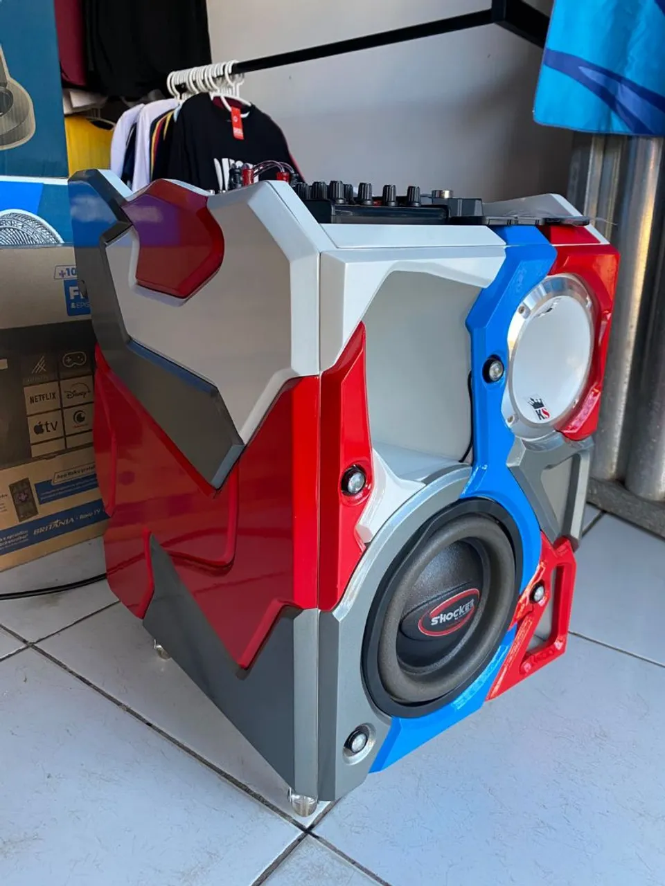 Caixa de Som Personalizada - Design Único!